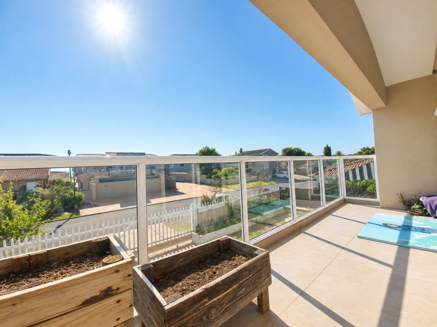 4 Bedroom Property for Sale in Melkbosstrand Central Western Cape